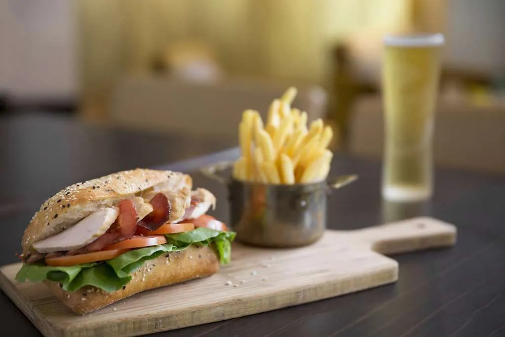 Hotel Kurrajong Canberra